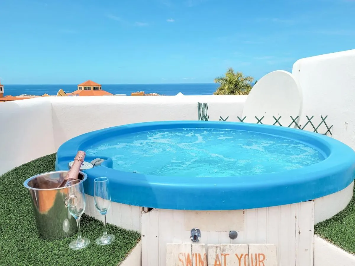 Suite Adeje Paradise With Private Jacuzzi アデヘ