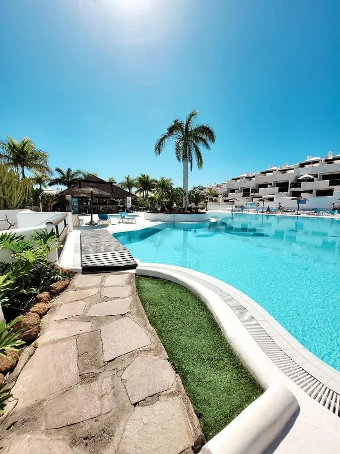 Suite Adeje Paradise With Private Jacuzzi アデヘ 0*,  スペイン