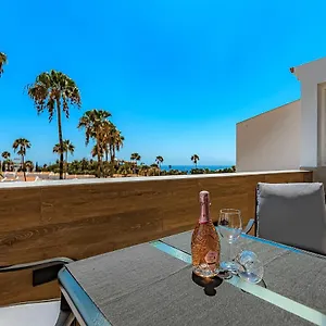 Luxury In Island Village. Apartamento