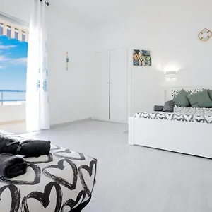 With Pool Apartamento